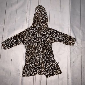 Blankets and beyond Child’s Robe